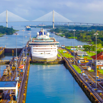 Canal entre panama y costa rica