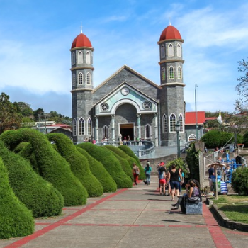 iglesia católica zarcero costa rica