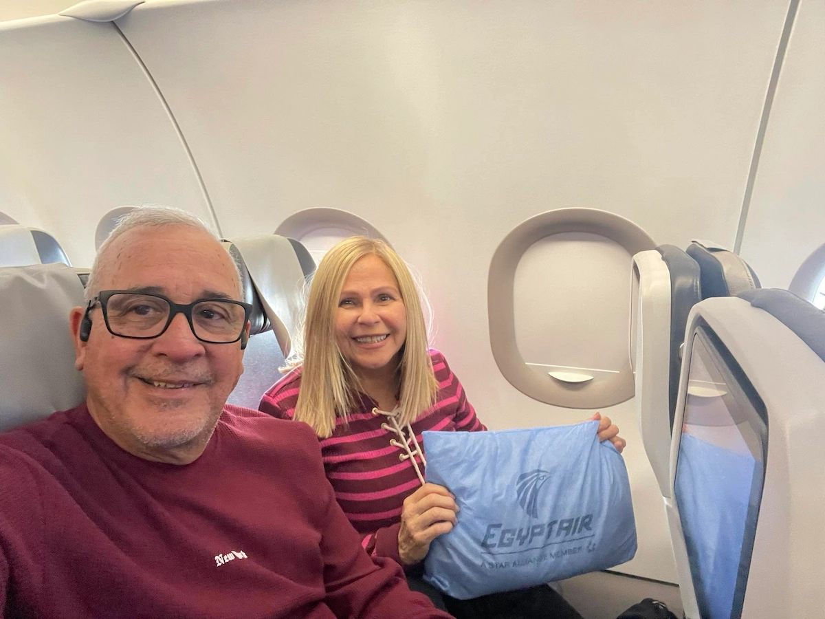 Viajeros durante vuelo internacional